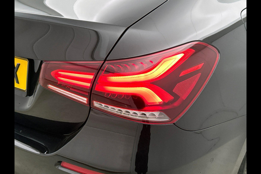 Mercedes-Benz A-Klasse 250 e Black Line WIDE-SCREEN | NAVI | STOF-LEDER