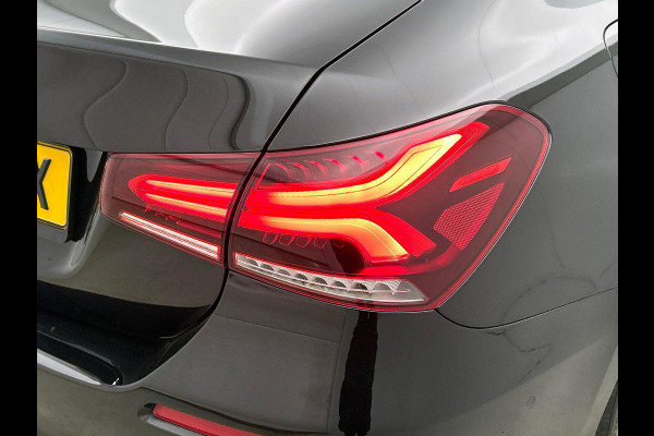 Mercedes-Benz A-Klasse 250 e Black Line WIDE-SCREEN | NAVI | STOF-LEDER