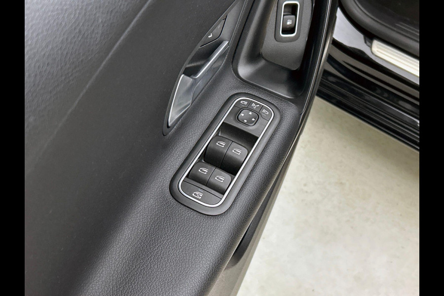 Mercedes-Benz A-Klasse 250 e Black Line WIDE-SCREEN | NAVI | STOF-LEDER
