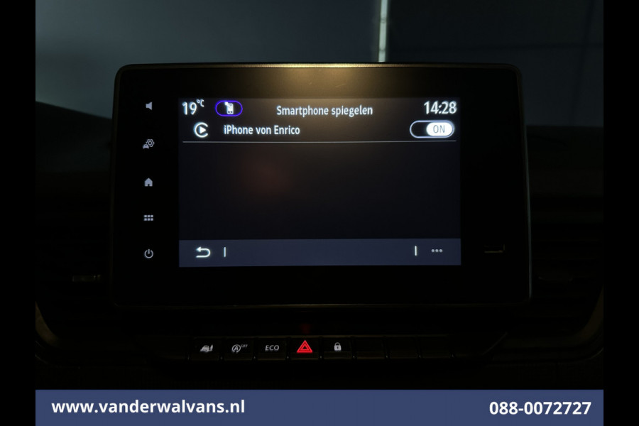Renault Trafic 2.0 dCi 131pk L2H1 Euro6 Airco | Camera | Navigatie | Cruisecontrol | LED | Parkeersensoren Bijrijdersbank, 2500kg trekvermogen