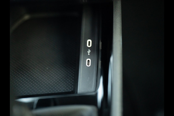 Škoda Kamiq 1.0 TSI Business Edition | Camera | Keyless | Prijs Rijklaar!!