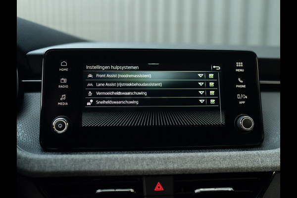 Škoda Kamiq 1.0 TSI Business Edition | Camera | Keyless | Prijs Rijklaar!!