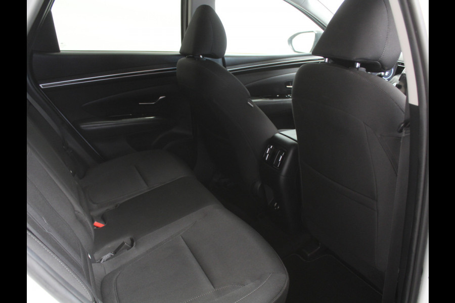 Hyundai Tucson 1.6 T-GDI PHEV Comfort Smart 4WD CARPLAY | CLIMATE | ADAPCRUISE | CAMERA | LMV19 | DAB | LED | STOEL/STUURVERW | ELECAKLEP