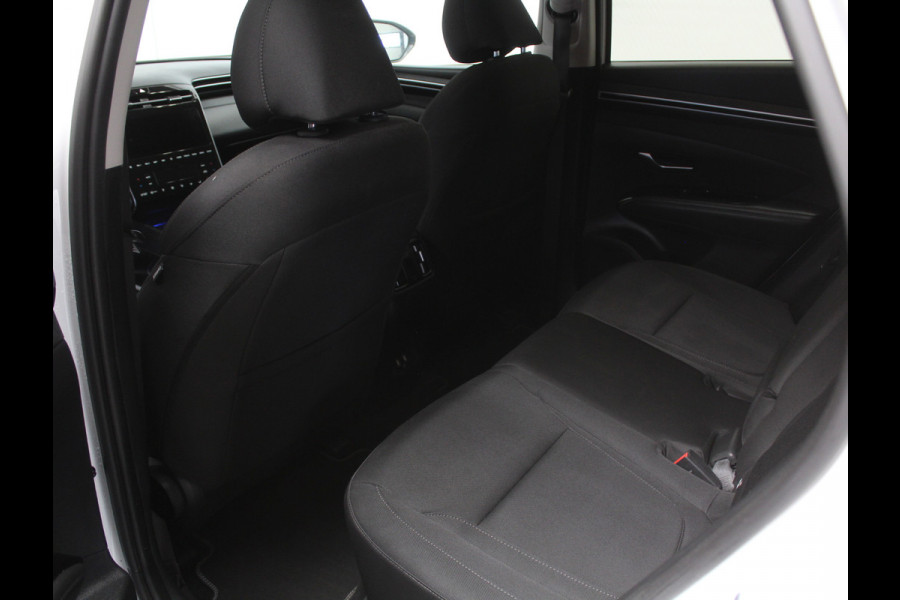Hyundai Tucson 1.6 T-GDI PHEV Comfort Smart 4WD CARPLAY | CLIMATE | ADAPCRUISE | CAMERA | LMV19 | DAB | LED | STOEL/STUURVERW | ELECAKLEP