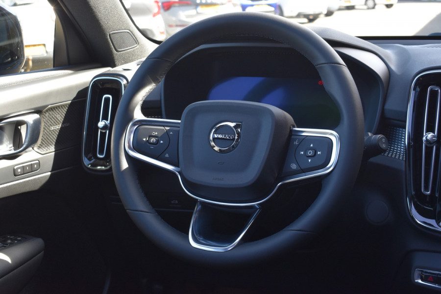 Volvo EX40 Extended Range 252PK Ultra Europa 82 kWh | NIEUW | 20'' | 360 Camera | H&K |
