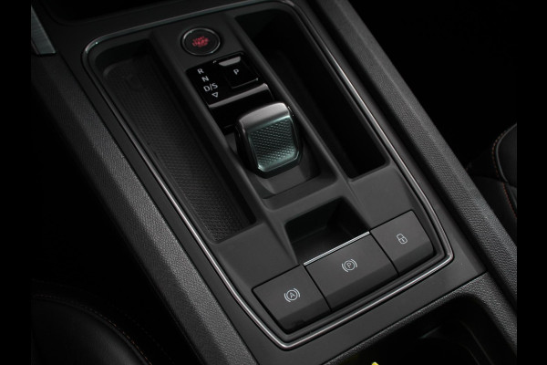 CUPRA Formentor 1.5 TSI High Automaat Apple carplay / Android Auto Keyless Entry Keyless Start Adaptive Cruise Control Stoelverwarming Stuurverwarming Half Leder