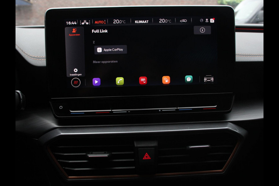 CUPRA Formentor 1.5 TSI High Automaat Apple carplay / Android Auto Keyless Entry Keyless Start Adaptive Cruise Control Stoelverwarming Stuurverwarming Half Leder