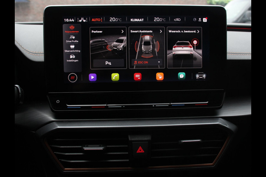 CUPRA Formentor 1.5 TSI High Automaat Apple carplay / Android Auto Keyless Entry Keyless Start Adaptive Cruise Control Stoelverwarming Stuurverwarming Half Leder