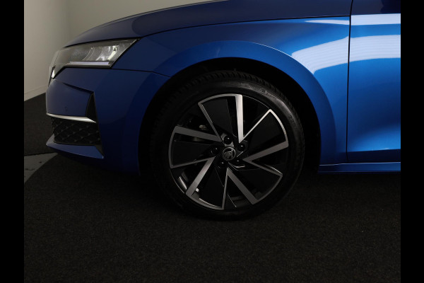 Škoda Octavia Combi 1.5 TSI Business Edition Plus 115pk | Navigatie | 18 inch Lichtmetalen velgen | Parkeercamera |  Verlengde garantie |