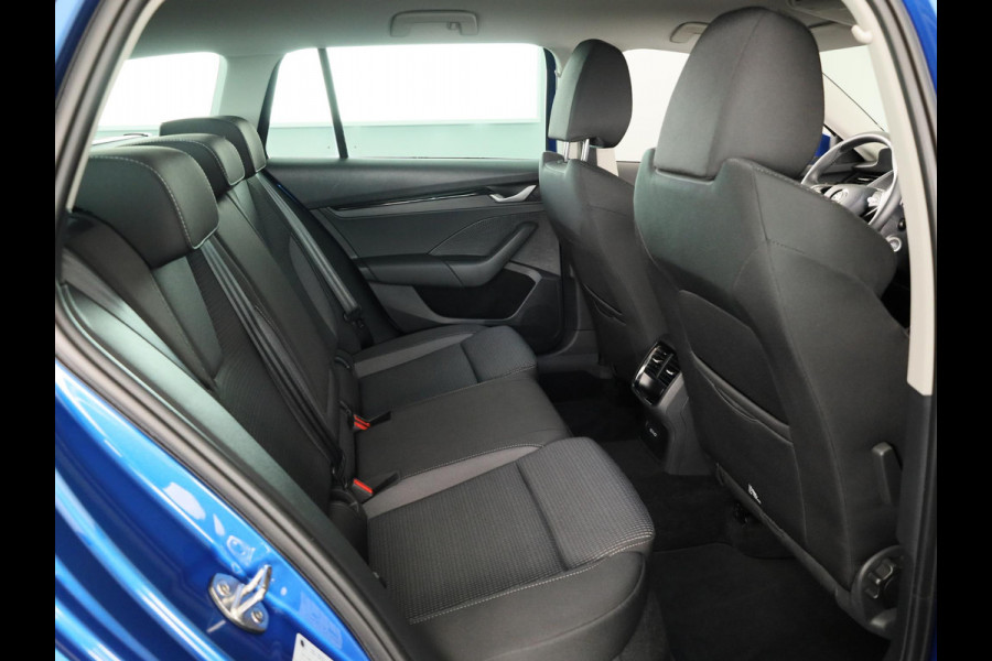 Škoda Octavia Combi 1.5 TSI Business Edition Plus 115pk | Navigatie | 18 inch Lichtmetalen velgen | Parkeercamera |  Verlengde garantie |