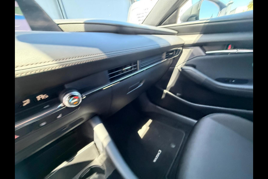 Mazda 3 2.0 SkyActiv-G 120 GT-M