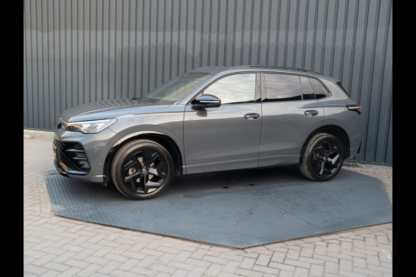 Volkswagen Tiguan 1.5 eTSI R-Line Edition | Trekhaak wegkl. | 360 Camera | Side Assist | IQ Light | Prijs Rijklaar!!