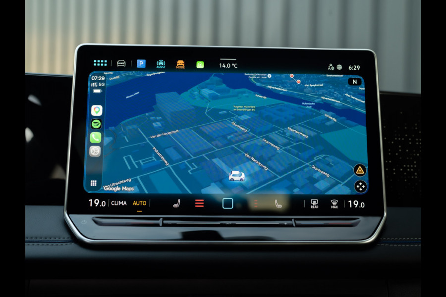 Volkswagen Tiguan 1.5 eTSI R-Line Edition | Trekhaak wegkl. | 360 Camera | Side Assist | IQ Light | Prijs Rijklaar!!