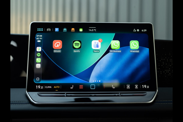 Volkswagen Tiguan 1.5 eTSI R-Line Edition | Trekhaak wegkl. | 360 Camera | Side Assist | IQ Light | Prijs Rijklaar!!