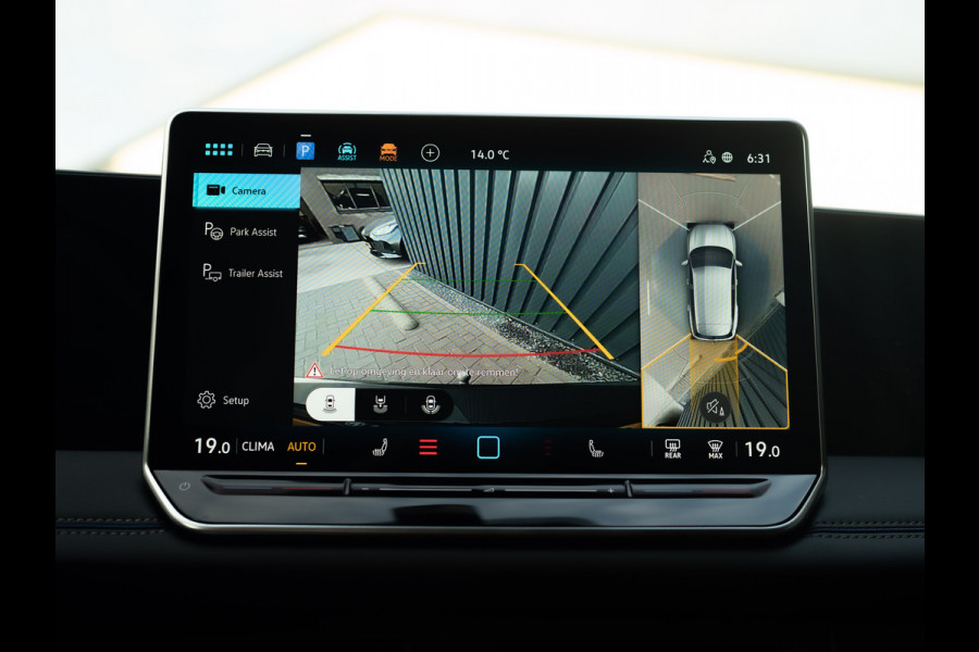 Volkswagen Tiguan 1.5 eTSI R-Line Edition | Trekhaak wegkl. | 360 Camera | Side Assist | IQ Light | Prijs Rijklaar!!