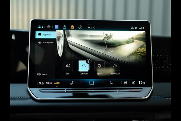 Volkswagen Tiguan 1.5 eTSI R-Line Edition | Trekhaak wegkl. | 360 Camera | Side Assist | IQ Light | Prijs Rijklaar!!