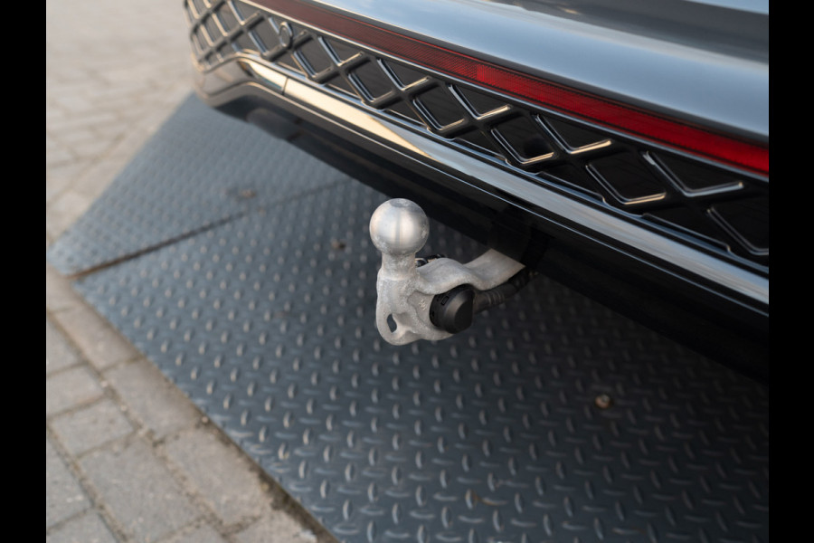 Volkswagen Tiguan 1.5 eTSI R-Line Edition | Trekhaak wegkl. | 360 Camera | Side Assist | IQ Light | Prijs Rijklaar!!