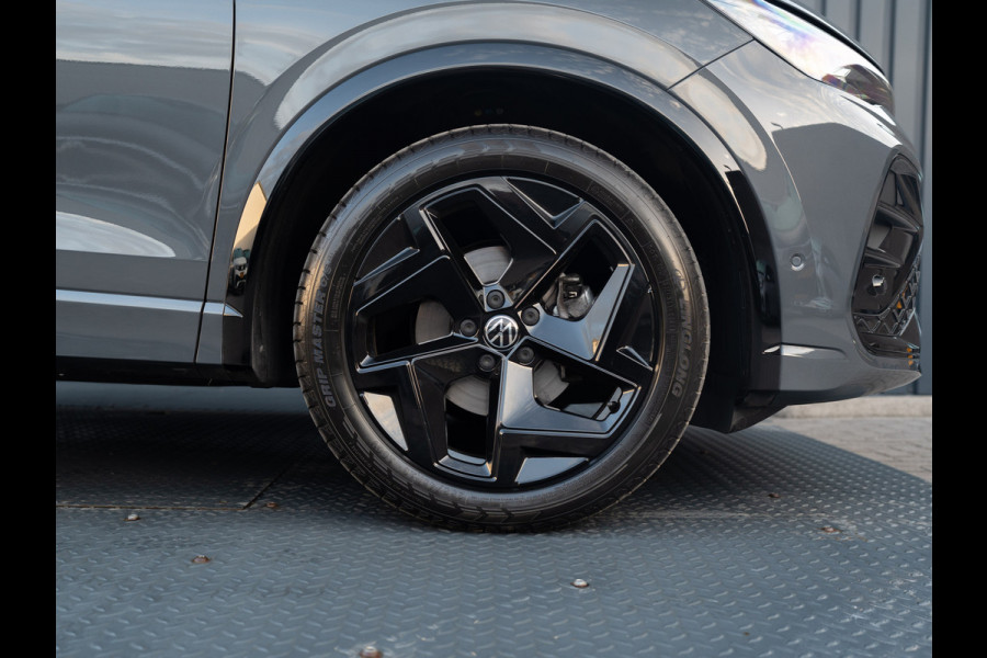 Volkswagen Tiguan 1.5 eTSI R-Line Edition | Trekhaak wegkl. | 360 Camera | Side Assist | IQ Light | Prijs Rijklaar!!