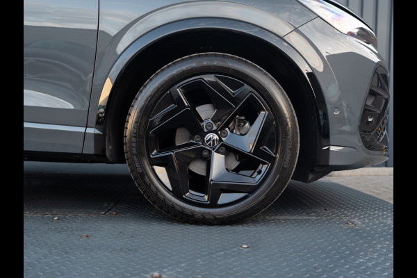 Volkswagen Tiguan 1.5 eTSI R-Line Edition | Trekhaak wegkl. | 360 Camera | Side Assist | IQ Light | Prijs Rijklaar!!