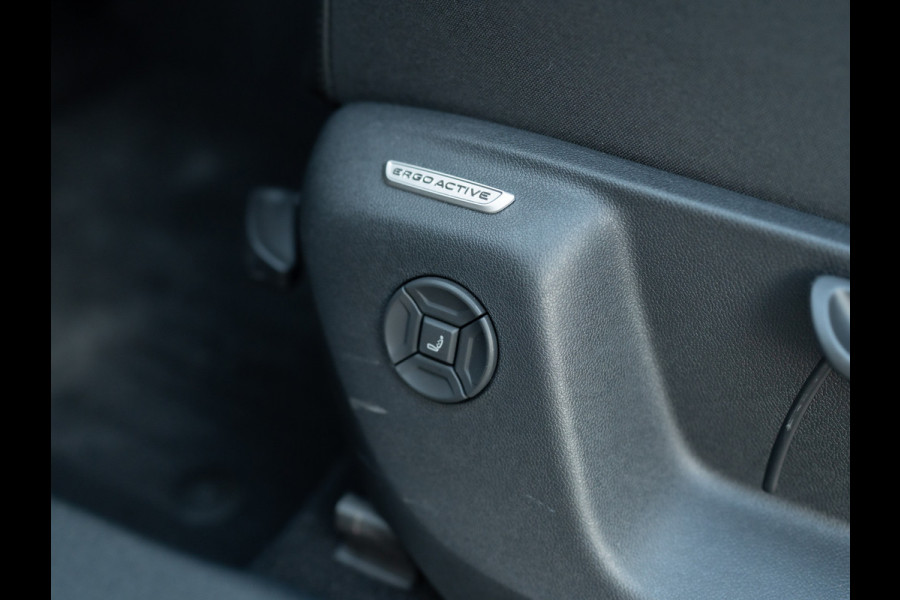 Volkswagen Tiguan 1.5 eTSI R-Line Edition | Trekhaak wegkl. | 360 Camera | Side Assist | IQ Light | Prijs Rijklaar!!