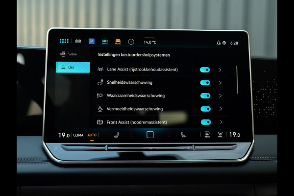 Volkswagen Tiguan 1.5 eTSI R-Line Edition | Trekhaak wegkl. | 360 Camera | Side Assist | IQ Light | Prijs Rijklaar!!