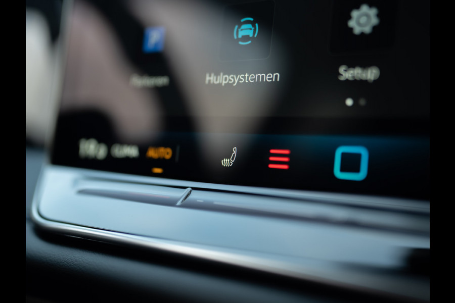 Volkswagen Tiguan 1.5 eTSI R-Line Edition | Trekhaak wegkl. | 360 Camera | Side Assist | IQ Light | Prijs Rijklaar!!