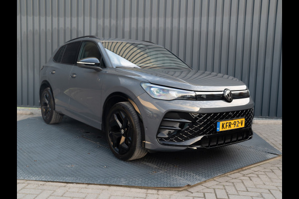 Volkswagen Tiguan 1.5 eTSI R-Line Edition | Trekhaak wegkl. | 360 Camera | Side Assist | IQ Light | Prijs Rijklaar!!