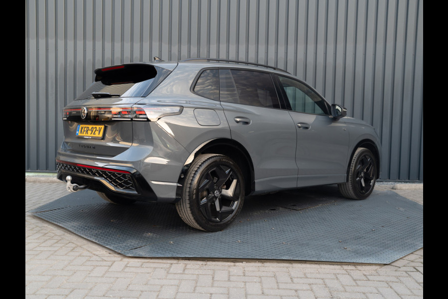 Volkswagen Tiguan 1.5 eTSI R-Line Edition | Trekhaak wegkl. | 360 Camera | Side Assist | IQ Light | Prijs Rijklaar!!