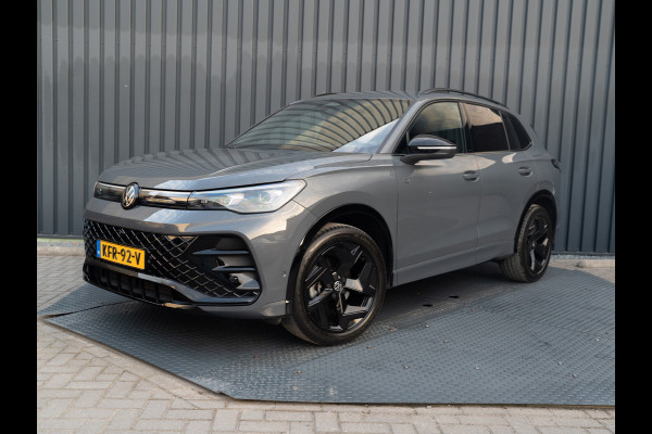 Volkswagen Tiguan 1.5 eTSI R-Line Edition | Trekhaak wegkl. | 360 Camera | Side Assist | IQ Light | Prijs Rijklaar!!
