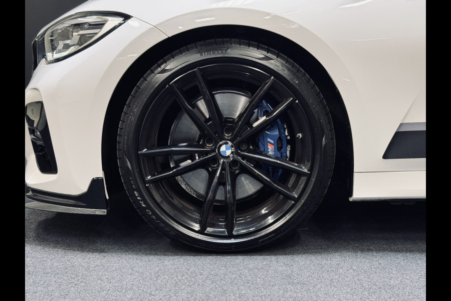 BMW 3-serie 330i M-Sport | M-Performance | 19" | Carbon