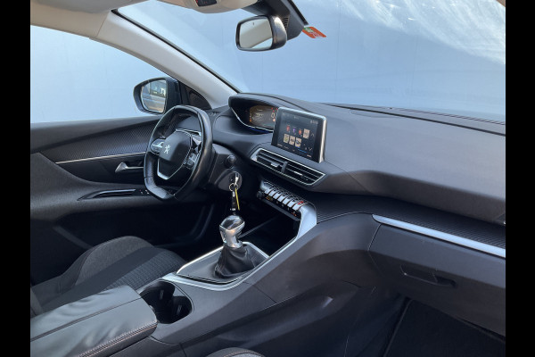 Peugeot 3008 1.2 PureTech Allure Carplay Stoelverw. Trekhaak Virtual Display