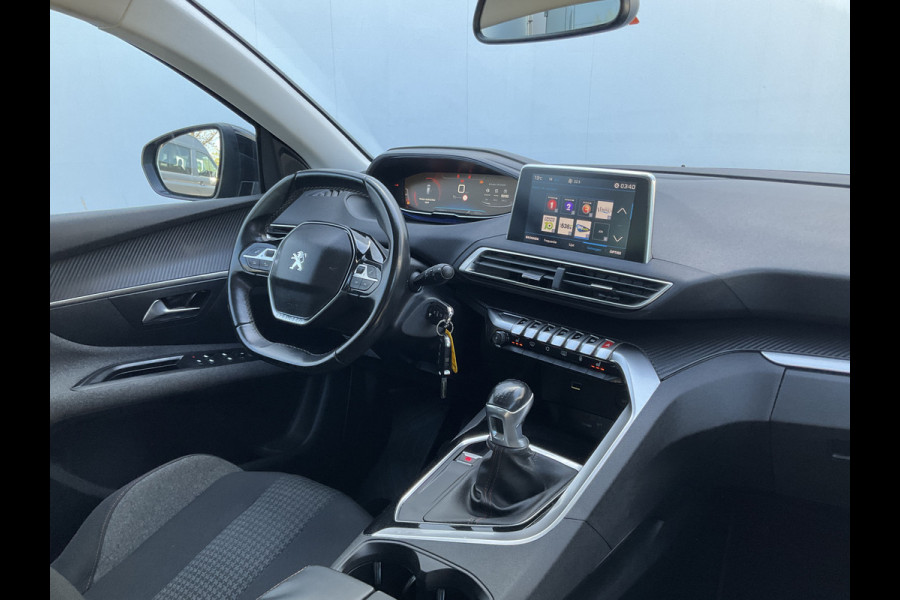 Peugeot 3008 1.2 PureTech Allure Carplay Stoelverw. Trekhaak Virtual Display