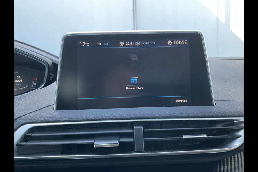 Peugeot 3008 1.2 PureTech Allure Carplay Stoelverw. Trekhaak Virtual Display