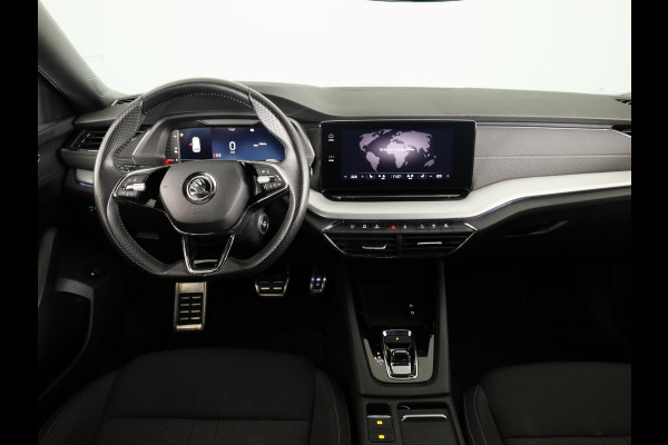 Škoda Octavia Combi 1.4 TSI iV PHEV Sportline Business 204pk | Navigatie via App| Parkeercamera | Elektrisch veerselbare stoelen met geheugen | Parkeersensoren voor en achter |