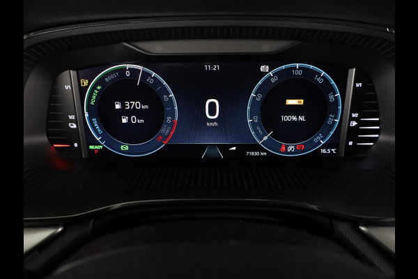 Škoda Octavia Combi 1.4 TSI iV PHEV Sportline Business 204pk | Navigatie via App| Parkeercamera | Elektrisch veerselbare stoelen met geheugen | Parkeersensoren voor en achter |