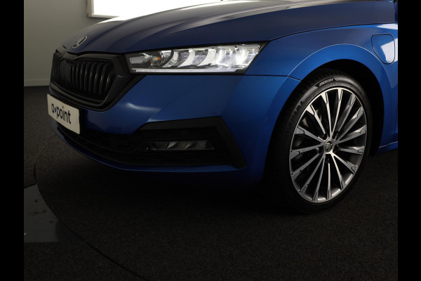 Škoda Octavia Combi 1.4 TSI iV PHEV Sportline Business 204pk | Navigatie via App| Parkeercamera | Elektrisch veerselbare stoelen met geheugen | Parkeersensoren voor en achter |