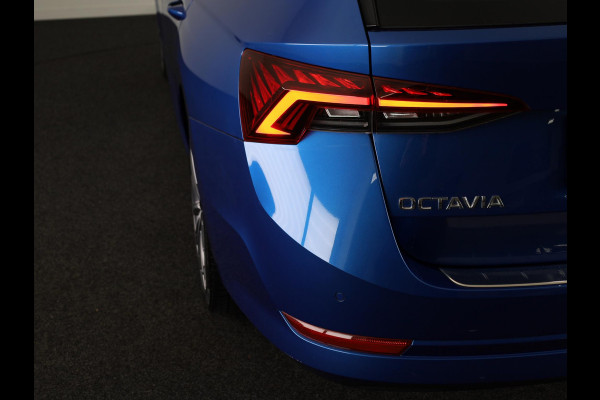 Škoda Octavia Combi 1.4 TSI iV PHEV Sportline Business 204pk | Navigatie via App| Parkeercamera | Elektrisch veerselbare stoelen met geheugen | Parkeersensoren voor en achter |