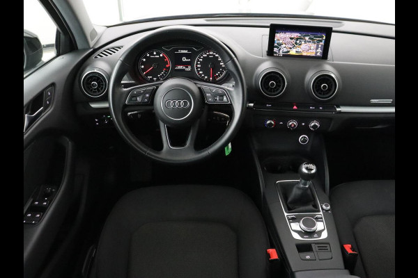Audi A3 30 TFSI Pro Line | Bi-Xenon | DAB | Navigatie | Cruise control | Bluetooth | Airco | Cruise control | Lichtmetalen velgen