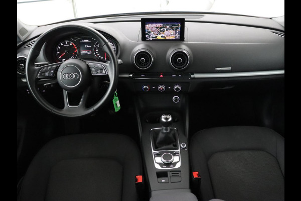 Audi A3 30 TFSI Pro Line | Bi-Xenon | DAB | Navigatie | Cruise control | Bluetooth | Airco | Cruise control | Lichtmetalen velgen