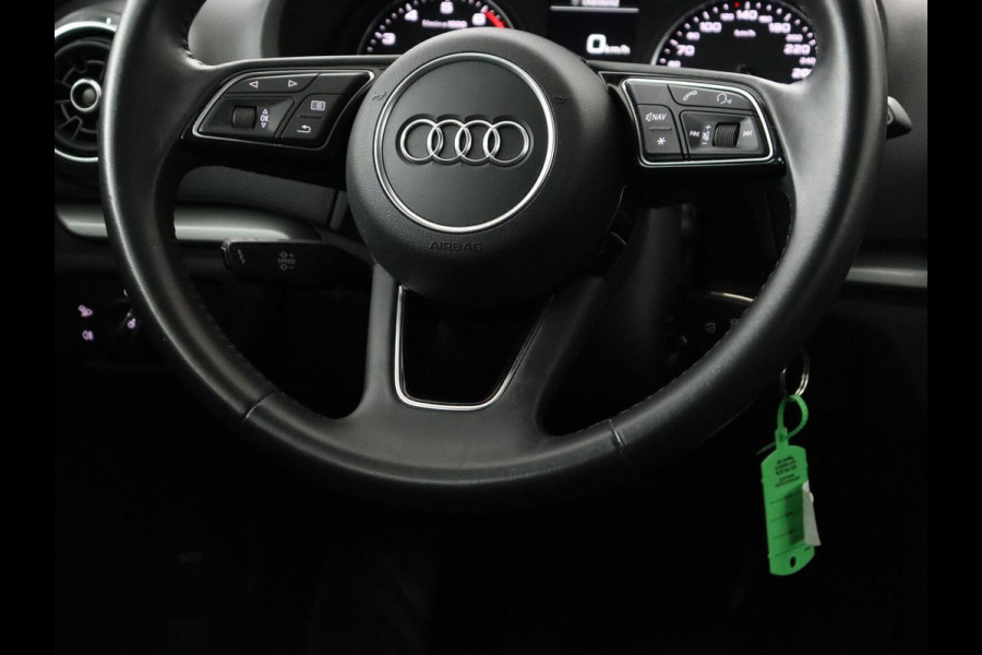 Audi A3 30 TFSI Pro Line | Bi-Xenon | DAB | Navigatie | Cruise control | Bluetooth | Airco | Cruise control | Lichtmetalen velgen
