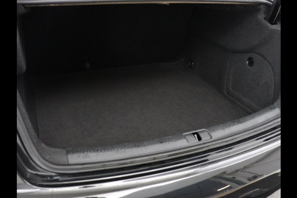 Audi A3 30 TFSI Pro Line | Bi-Xenon | DAB | Navigatie | Cruise control | Bluetooth | Airco | Cruise control | Lichtmetalen velgen