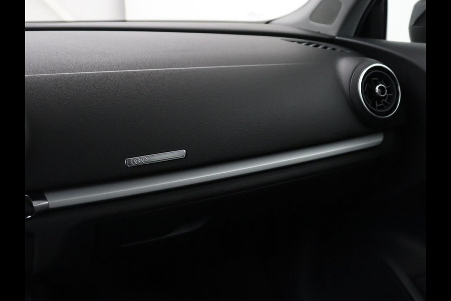 Audi A3 30 TFSI Pro Line | Bi-Xenon | DAB | Navigatie | Cruise control | Bluetooth | Airco | Cruise control | Lichtmetalen velgen