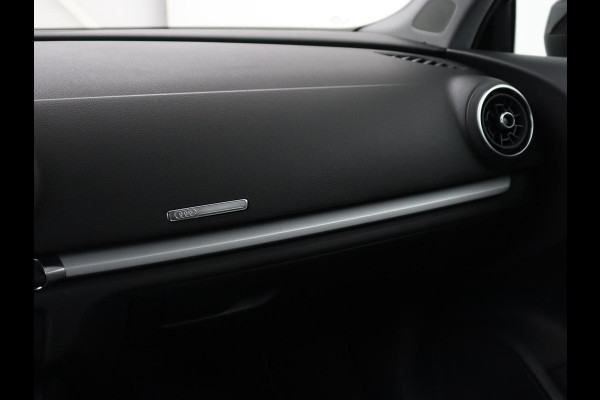 Audi A3 30 TFSI Pro Line | Bi-Xenon | DAB | Navigatie | Cruise control | Bluetooth | Airco | Cruise control | Lichtmetalen velgen