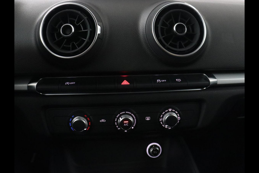 Audi A3 30 TFSI Pro Line | Bi-Xenon | DAB | Navigatie | Cruise control | Bluetooth | Airco | Cruise control | Lichtmetalen velgen