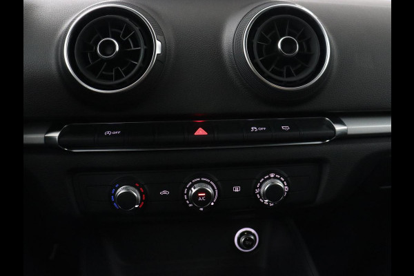 Audi A3 30 TFSI Pro Line | Bi-Xenon | DAB | Navigatie | Cruise control | Bluetooth | Airco | Cruise control | Lichtmetalen velgen