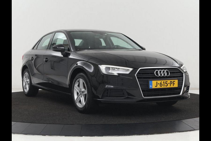 Audi A3 30 TFSI Pro Line | Bi-Xenon | DAB | Navigatie | Cruise control | Bluetooth | Airco | Cruise control | Lichtmetalen velgen