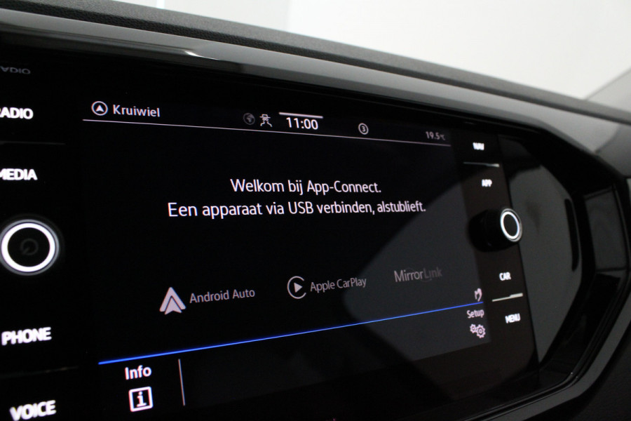 Volkswagen T-Cross 1.0 TSI Life > Camera/17inch/Reef Blue metallic...
