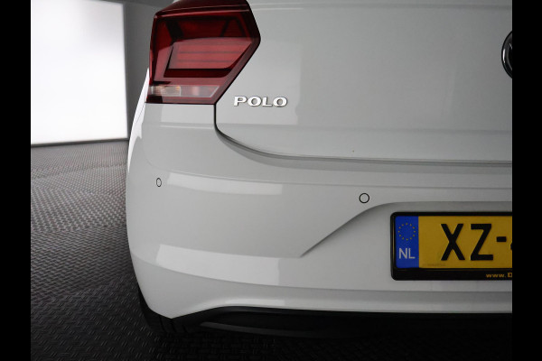 Volkswagen Polo TSI COMFORTLINE 95 PK GARANTIE TOT 2029* . NAVIGATIE . PARKEERSENSOREN VOOR  & ACHTER .