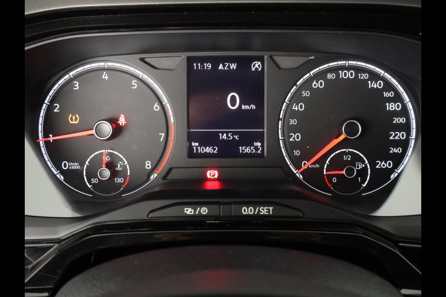 Volkswagen Polo TSI COMFORTLINE 95 PK GARANTIE TOT 2029* . NAVIGATIE . PARKEERSENSOREN VOOR  & ACHTER .