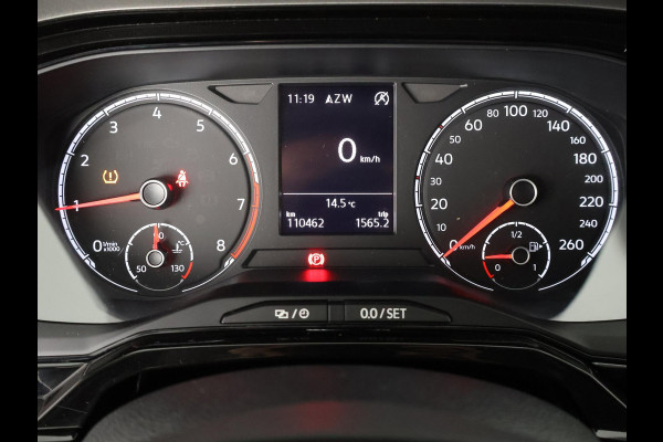 Volkswagen Polo TSI COMFORTLINE 95 PK GARANTIE TOT 2029* . NAVIGATIE . PARKEERSENSOREN VOOR  & ACHTER .
